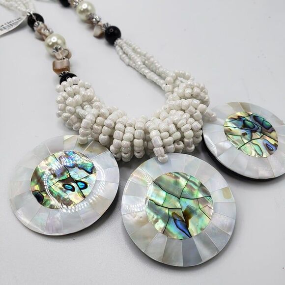 Beautiful Island Vibes 3 Piece White Seed Bead Necklace Set Costume Jewelry - Picture 2 of 11